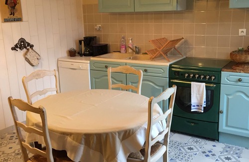 Oisly House | La Chantreille house with character in Oisly