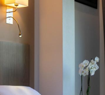 Cahors Hotel | La Chartreuse Logis Hotel Restaurant