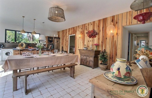 Pleumeur-Bodou House | La Chaumière - Pleumeur Bodou