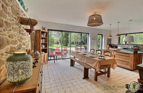 Pleumeur-Bodou House | La chaumiere