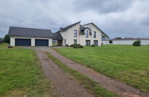 Grandvillers House | La Clé Des Monts