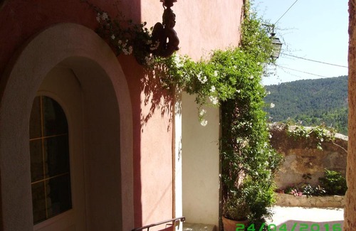 Claviers Bed & Breakfast | La Clé des Songes