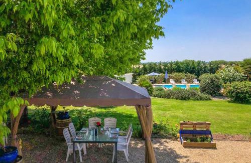 Saint-Caprais de Blaye Bed & Breakfast | La Closerie du Chêne Bleu