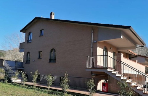 Assisi Apartment | La collina Apartment, sourrounded by greenery