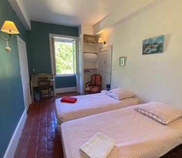 La Chapelle-de-Guinchay Bed & Breakfast | La Combe Darroux