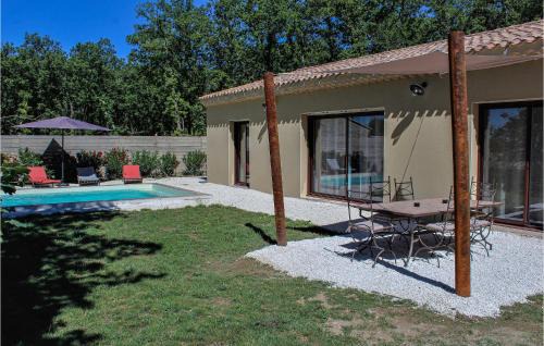 Grignan House | La Comtesse