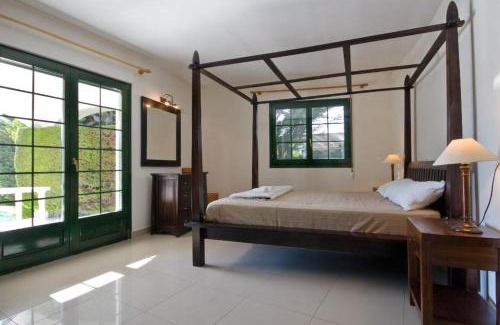 Mar Azul Villa | La Cumbre by Aguilarent