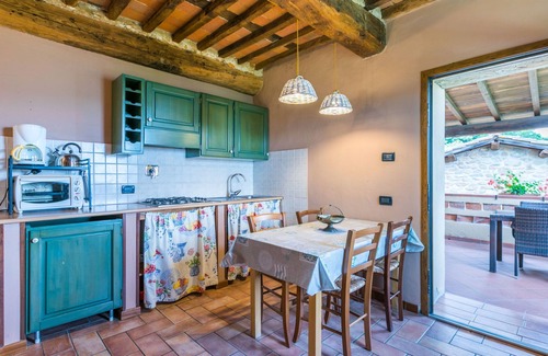 Pescia Apartment | La Cupola: Lavanda by Interhome