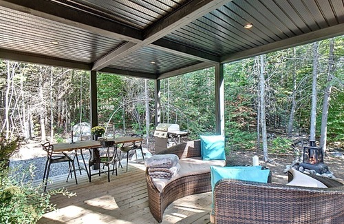 Chertsey Cottage | La Datcha | Romantic Getaway for couple | 5***** | Heated Terrace