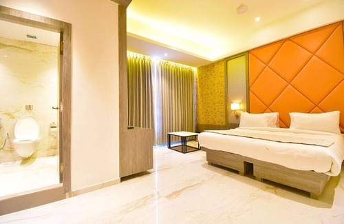Thane West Hotel | La DHALIA By Glitz Hotels