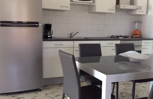 Malmok Apartment | La Dolce Vita Apartments,elegant two bedroom 2 minutes drive from Arashi Beach