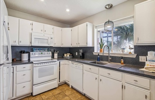 Pointe San Luis House | La Dolce Vita (Playa San Luis) | Great Views!