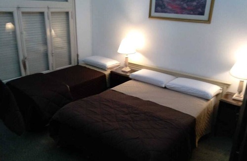 Rosario House | "La Dorada", Whole Family House in nice residential area