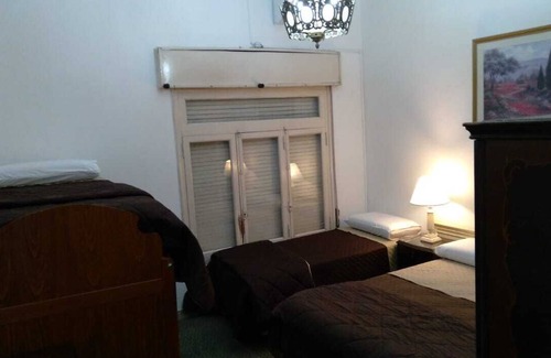 Rosario House | "La Dorada", Whole Family House in nice residential area