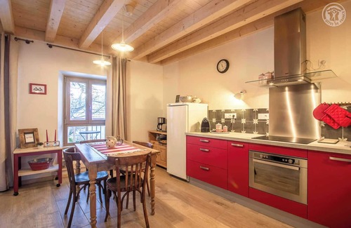 Le Noyer House | LA DRONNA - LE NOYER