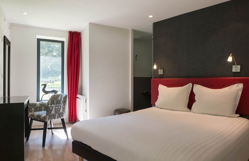 Lompret Hotel | La Ferme Blanche, The Originals Relais