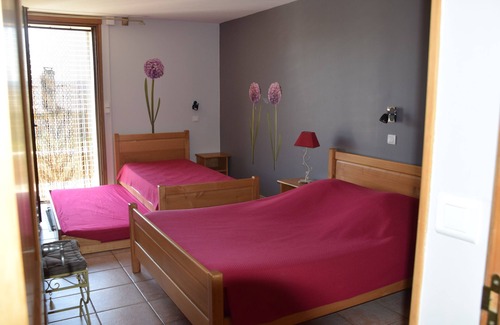 Fraissinet-de-Fourques House | La Ferme de l'Hom