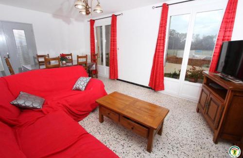 La Garde-Adhemar Bed & Breakfast | La Ferme Des Rosières - Chambres