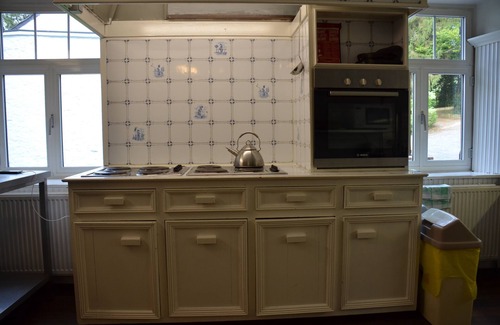 Hastiere-Lavaux House | La Ferme du Crupet 15 Personen. Rustig Gelegen Midden in de Bossen