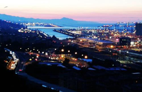 Voltri Apartment | la finestra sul mare