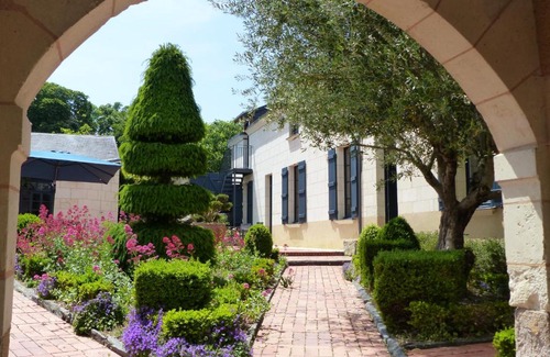 Le Coudray-Macouard House | La Floréciane