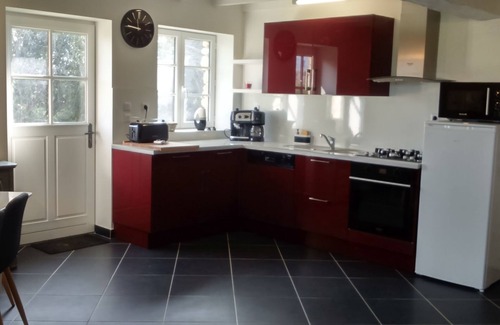 Sainte-Maure-de-Peyriac Cottage | "La foigniere" Old stone outbuilding