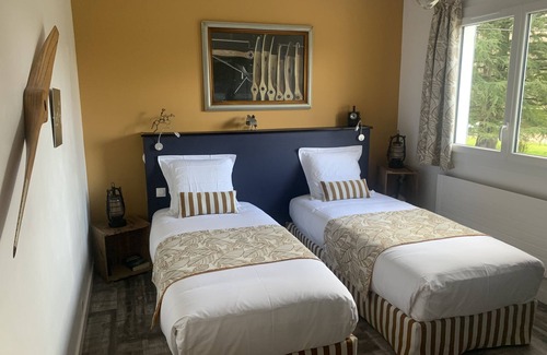 Breuil-Barret House | La Folie