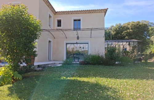 Saumane-de-Vaucluse Villa | La Gloriette