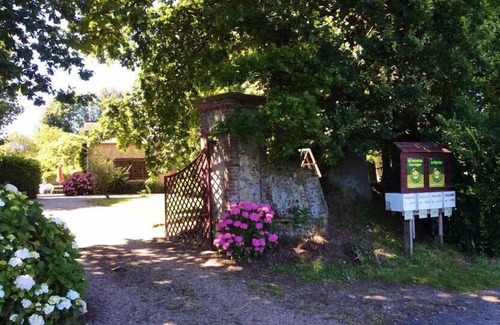 Villainville House | La Glycine - VILLAINVILLE