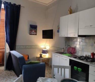 Casteldaccia Apartment | La Gorgone city center apartments
