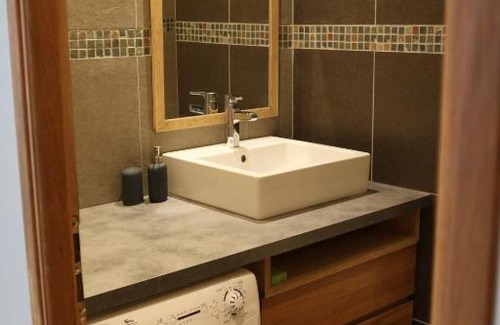 Saint-Michel-l'Observatoire House | La Grande Ourse