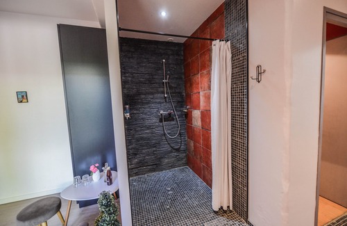 Grazac House | La Grande Oasis B&B et Spa