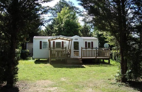 La Cassagne House | La Grande Prade Campsite* - Chênes comfort mobile residence 3 bedrooms with semi-covered terrace 18m² + TV + AIR CONDITIONING for up to 6 people