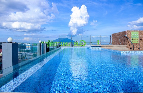 Malabanias Apartment | La Grande Residence