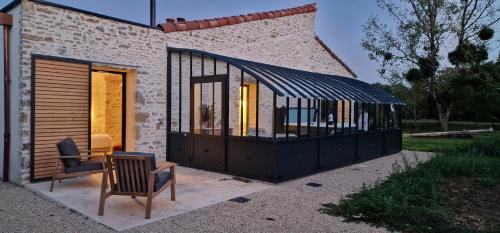 Les Pineaux House | La Grange du Maupas