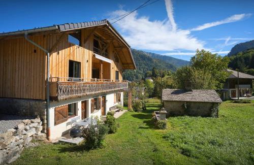 Saint-Jean-dʼAulps Ski Chalet | La Grange Neuve - OVO Network