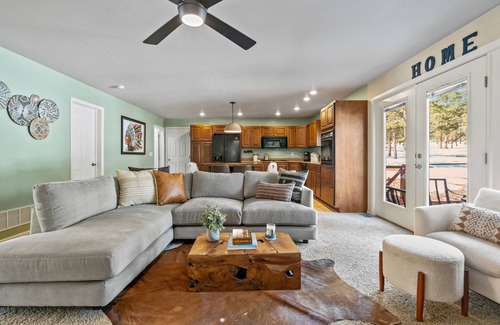 Buena Vista Cabin | La Hacienda BV: Family-friendly cabin nestled on 2 acres in the woods