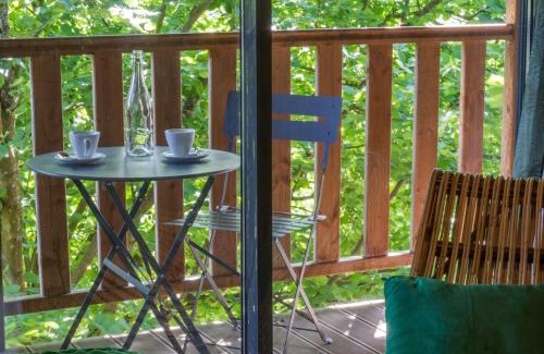 Thoire-sur-Dinan Bed & Breakfast | La Haute Forge B&B