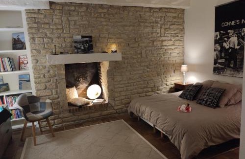 Charrais Bed & Breakfast | La Huppe - Chambre d'hote