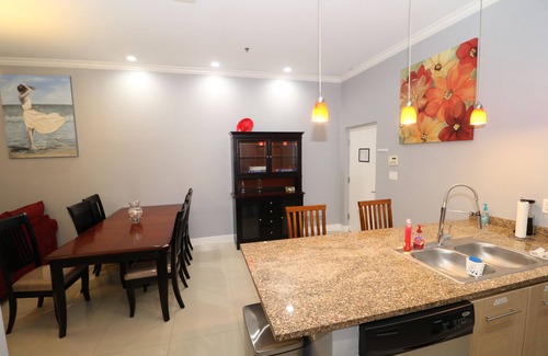 South Padre Island Hotel | La Isla Condominiums by Cheap Getaway