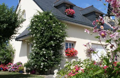 Binic-Etables-sur-Mer House | La JacoBinic