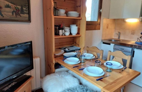 Demi-Quartier Apartment | La Jacquerie by Interhome