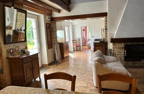 Saint-Martin-de-Fressengeas House | La Jarisse