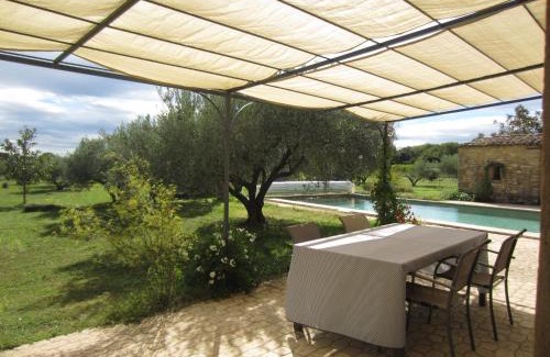 Saint-Quentin-la-Poterie House | La Jasse