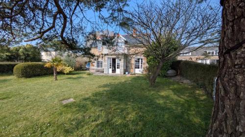 Vains House | La Jeannette