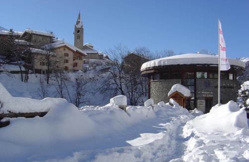 Lanslevillard Apartment | La Joubarde