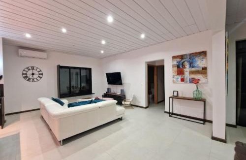 Saint-Joseph Villa | La KAZA-De-LINE