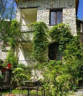 Erli Bed & Breakfast | La libellula rossa