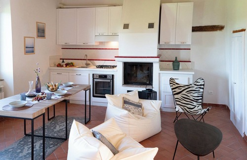 Colle di Val d'Elsa Apartment | La Loggetta, a refuge in the heart of authentic Tuscany