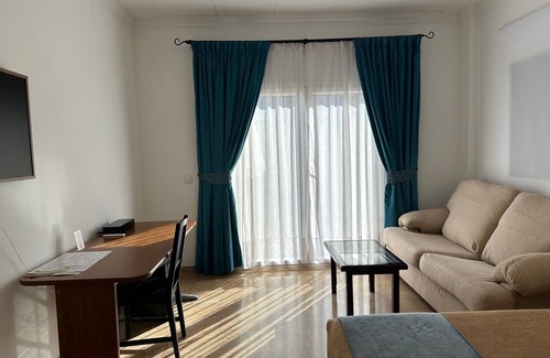 Carihuela Hotel | La Luna Blanca